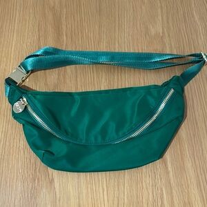 Stoney Clover Lane Jumbo Fanny Pack Emerald/green  Crossbody Bag
